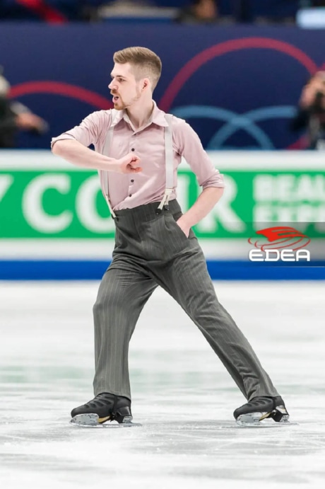 Ice Gallery Skates U.S.
